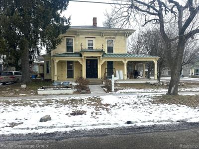 222 SUMMIT Street