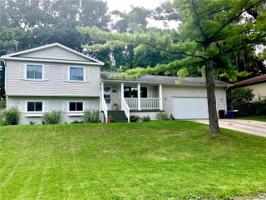 970 GOLFVIEW Drive