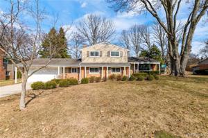 4045 IVERNESS Lane