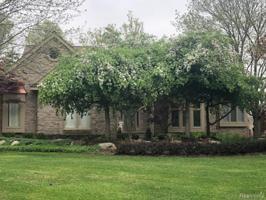 5125 WINEWOOD Lane