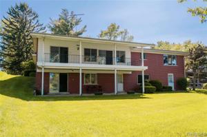 2400 LAKE ANGELUS Lane
