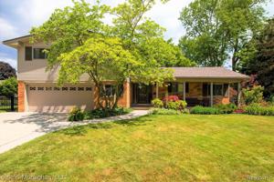 30 PUTNAM PL