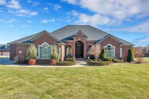 820 High View Court