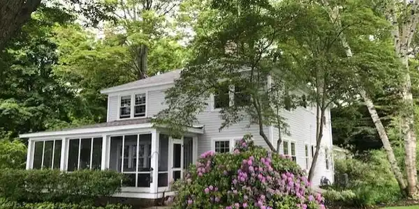 6138 Murray Road