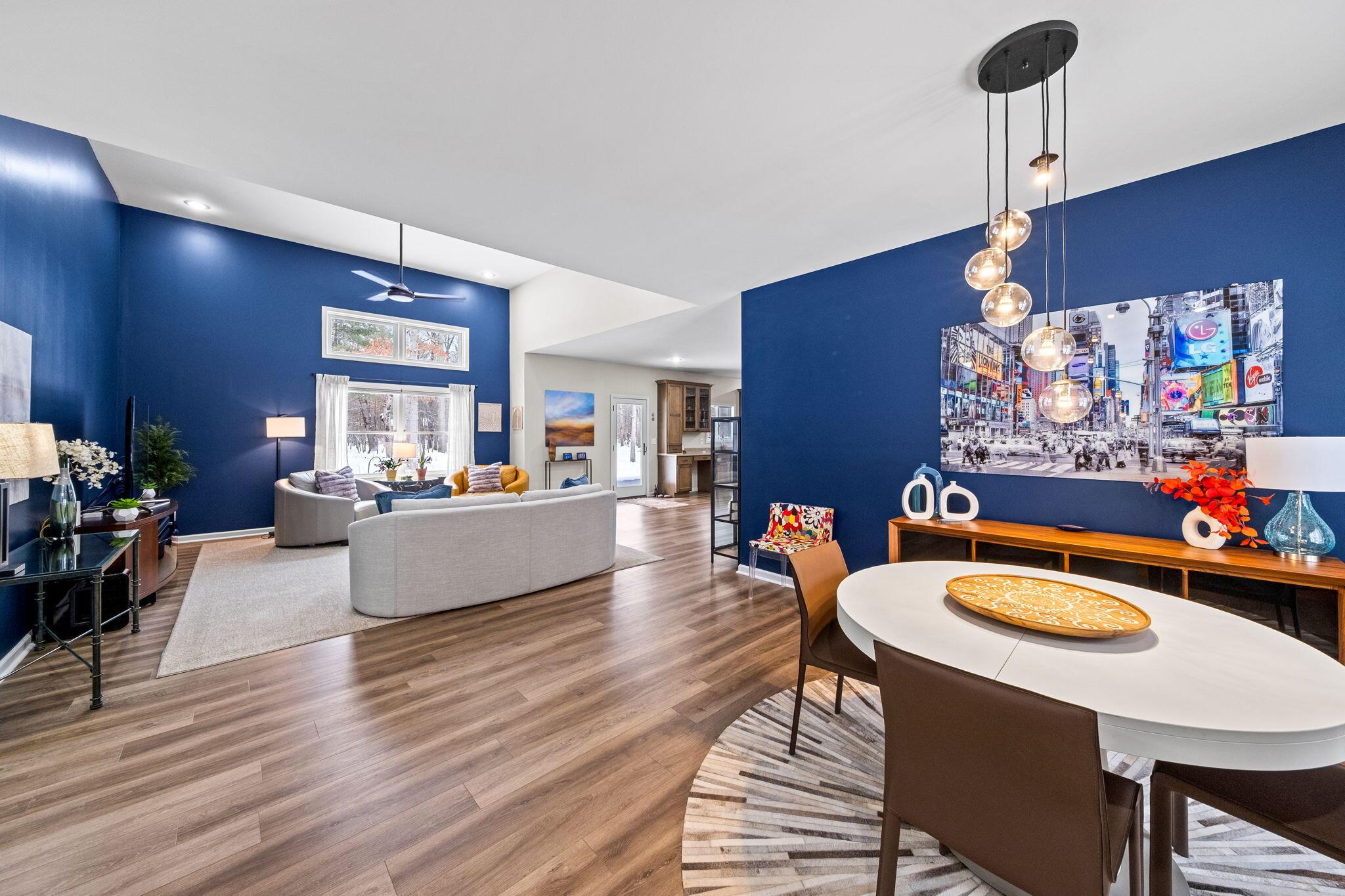 Image 3: open conceptdinin