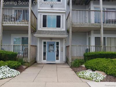 37530 JEFFERSON Avenue Unit 202