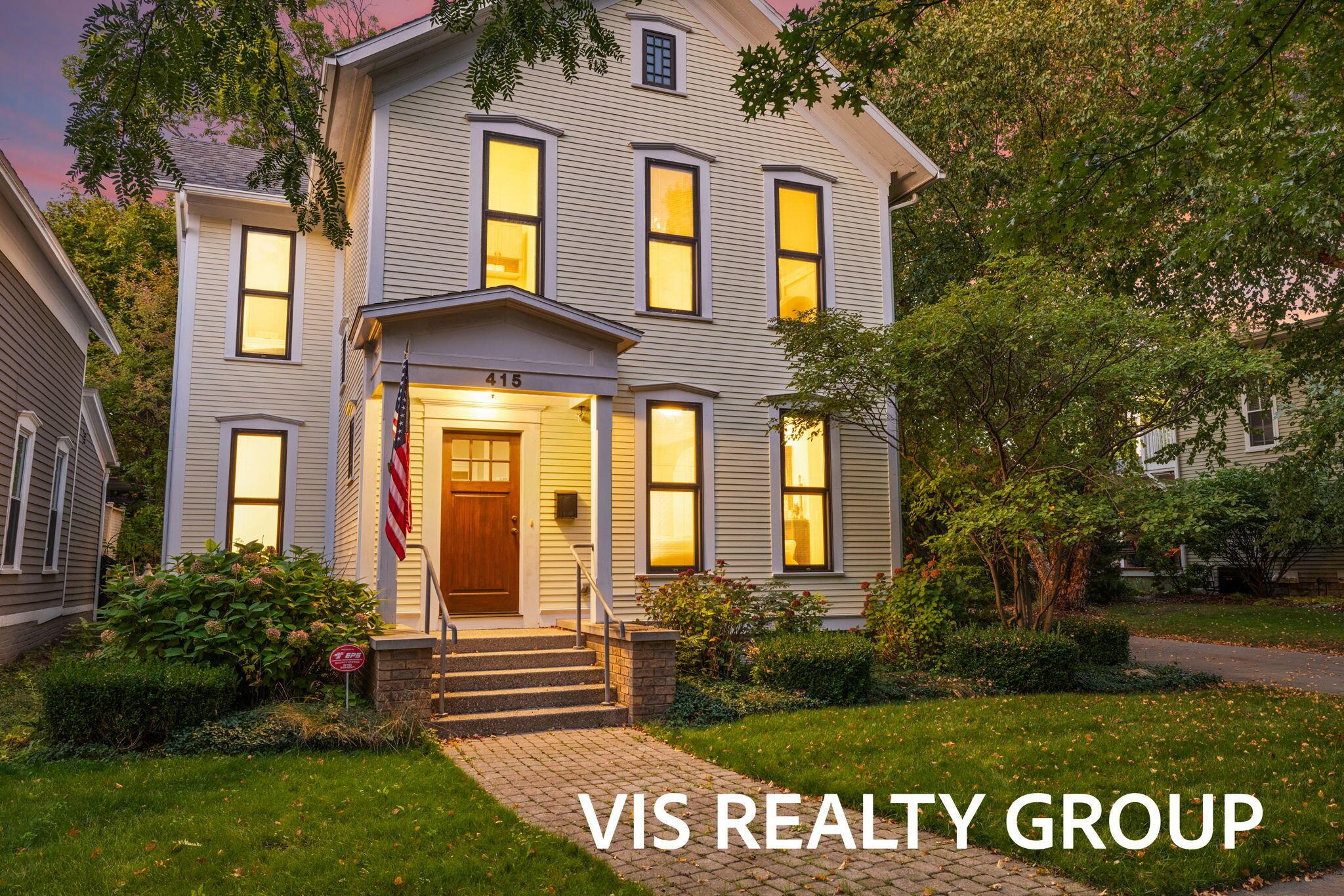 Image 2: 104-web-or-mls-2R9A9864