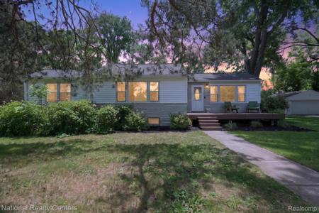 2465 Fairbury