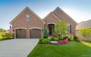 5507 Woodfall Road