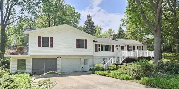 539 Cove Drive