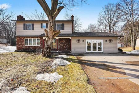 10200 S Lake Station Avenue