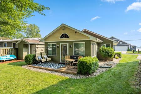 4111 E Joy Road