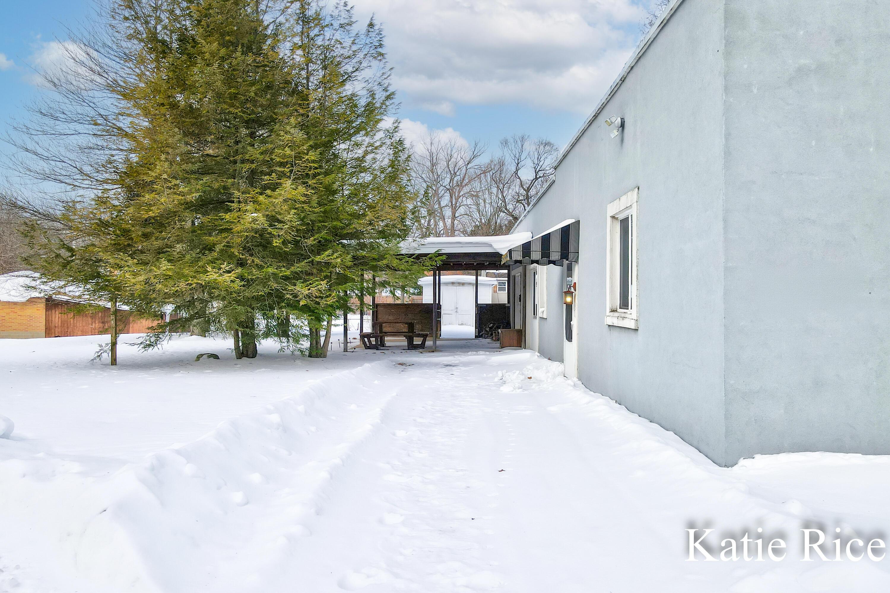 Image 4: Katie Rice - 8431 Meade Street (43)-4