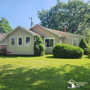 3515 Fernwood