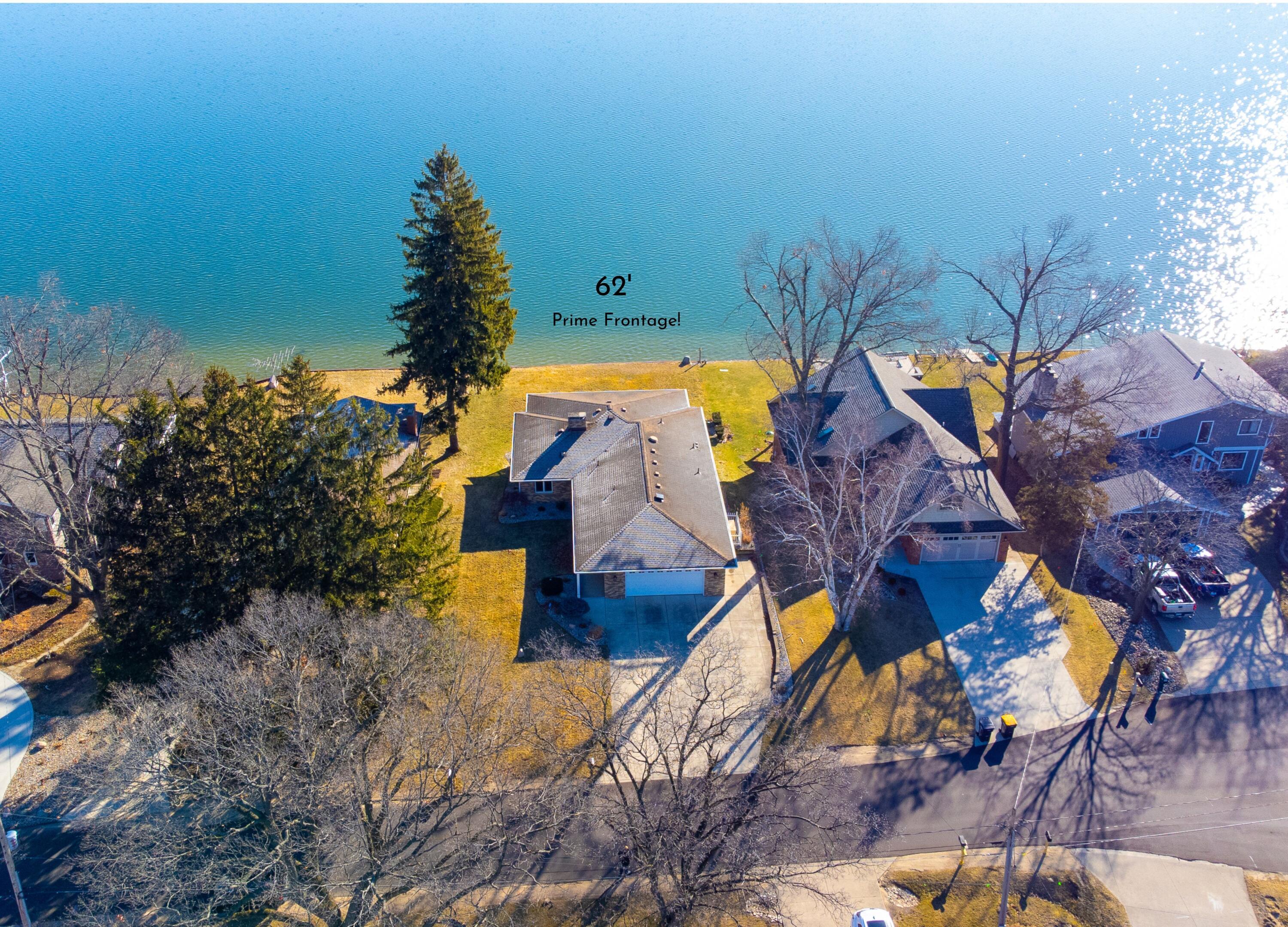 Image 3: 60' Prime Clark Lake Frontage (50 x 36 i