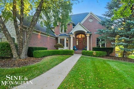 405 Linkside Court