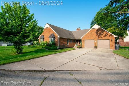 39463 E ARCHER Drive