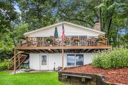 10345 Woodlawn Drive