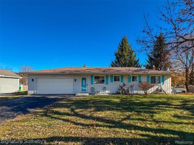 6072 Brockway Street