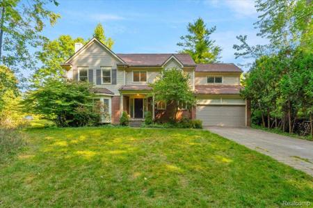 6910 Leytonstone Boulevard