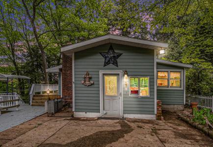 4468 Teal Lane