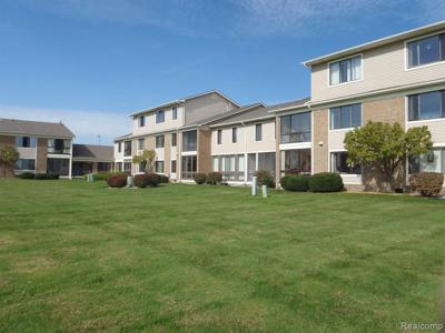 1660 RIVER Road Unit 5