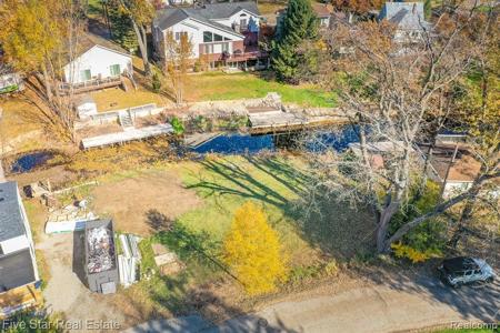 1629 CASS LAKE Road