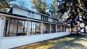 8685 LAKESHORE Road