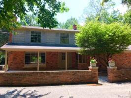 1034 LAKE SHORE RD