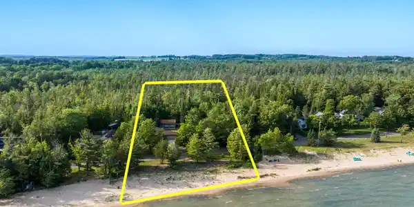 3846 & 3842 Lee Point Road