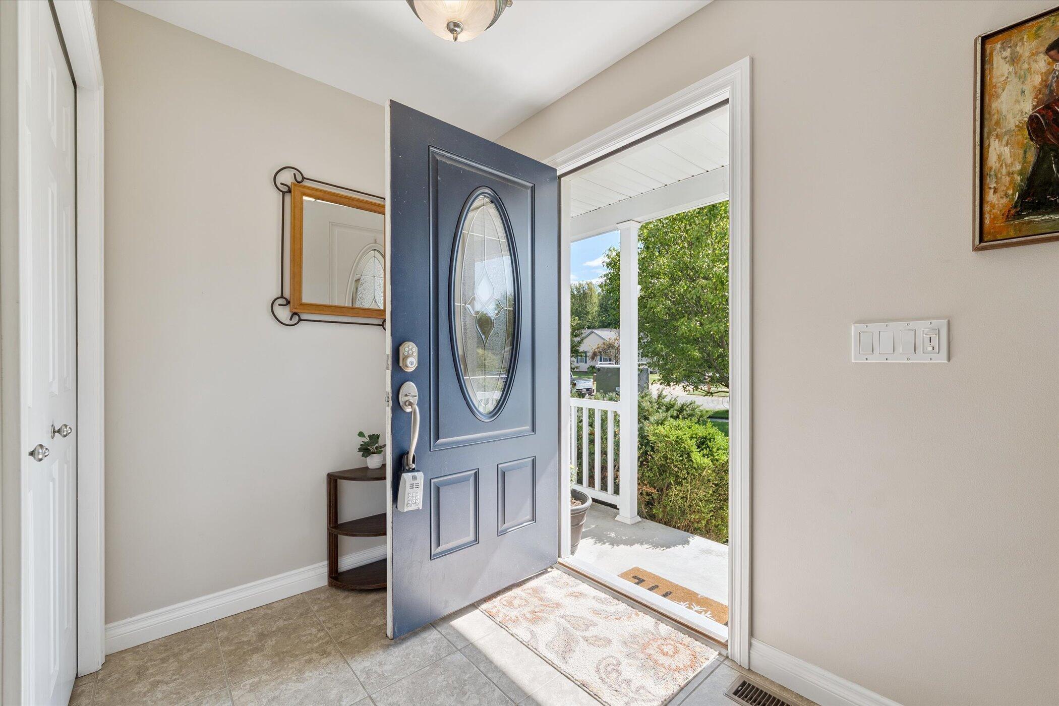 Image 4: 06-959-Menominee-Dr-Howell-MI-48843-Wind