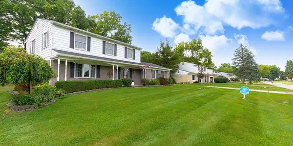 3055 GOLFHILL Drive