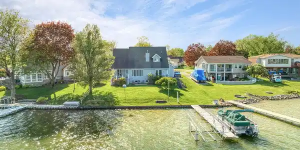 157 Claremont Circle