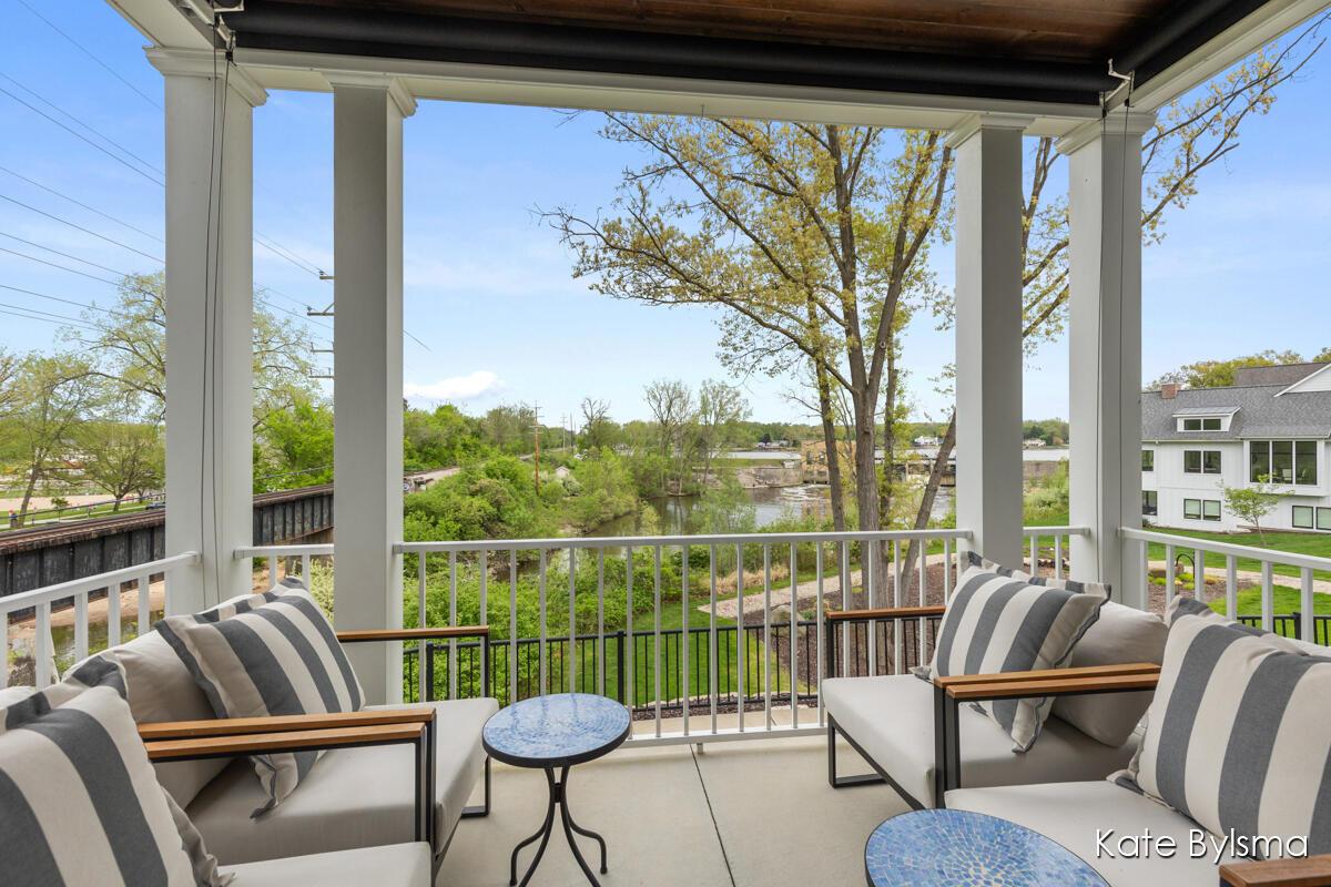Image 4: Beautiful views of the Thornapple River
