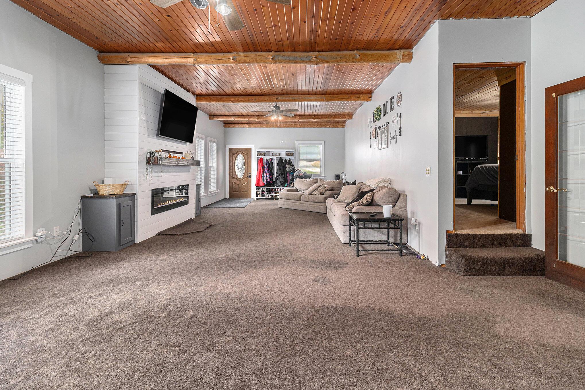 Image 4: 004_img_3655_228