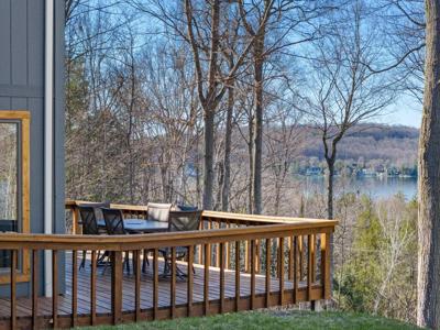4692 E Duck Lake Road