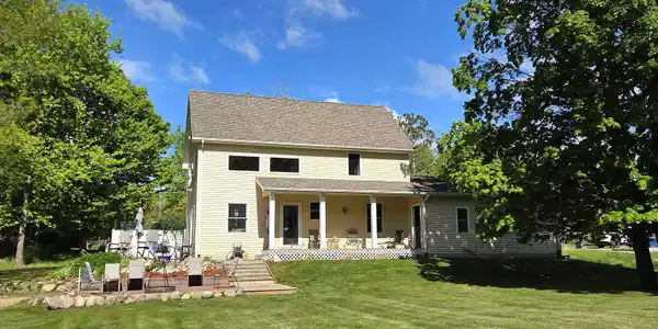 734 N Rolland Road