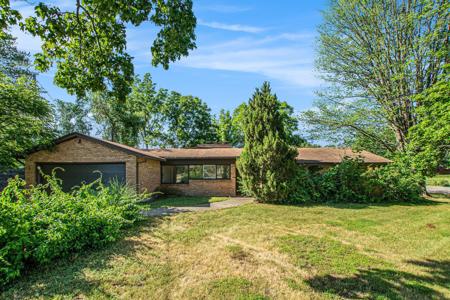 792 S Shore Drive