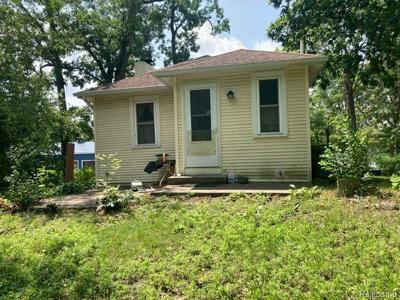 493 LAKEVIEW Drive