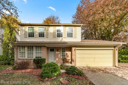 7985 Faircrest Drive