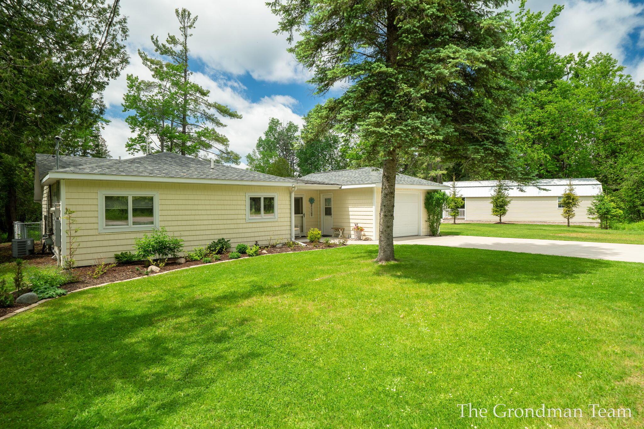 Image 2: 1-web-or-mls-7170 Spring St, Alanson, MI