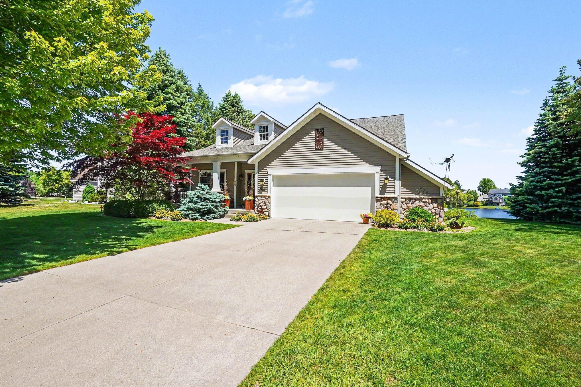 Image 1: 6852 Westshire Dr