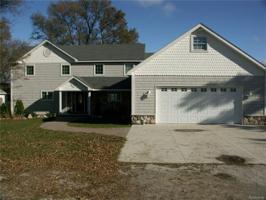 7046 LAKEPORT Drive
