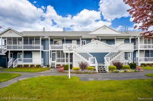 9622 S CHANNEL Drive