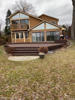 8863 LAKEVIEW