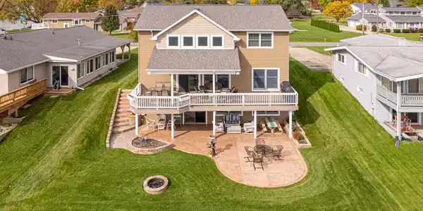 123 Bedford Drive