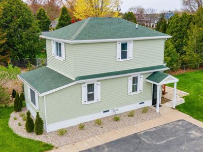 1319 ROCHESTER Road