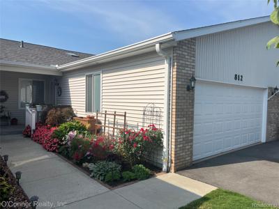 812 Crystal Lane