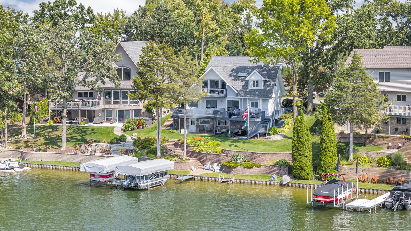 Image 2: 113 Highview Court Brooklyn MI (Aerials)