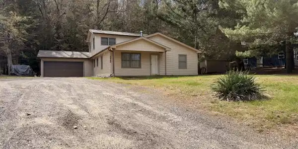 2960 N Sahara Trail